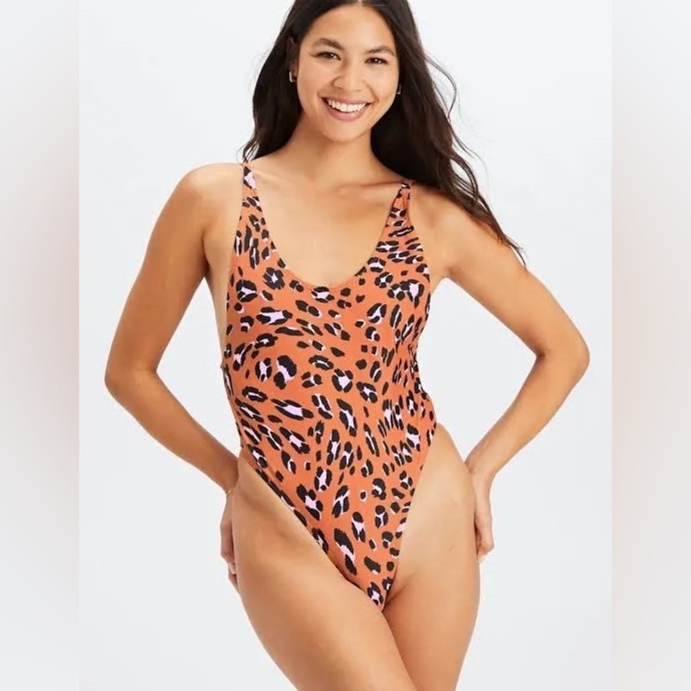 Fabletics Low Back One-Piece cheetah Swimsuit xsmall nwt